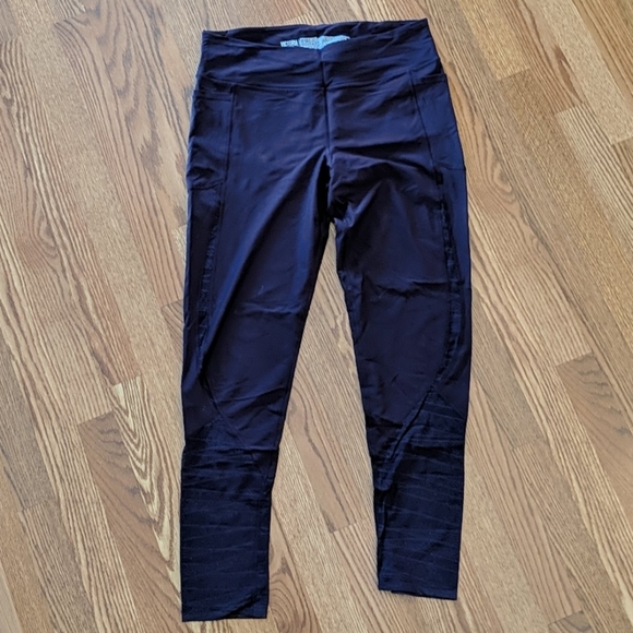 Victoria's Secret Pants - Victoria's Secret Sport Total Knockout Leggings